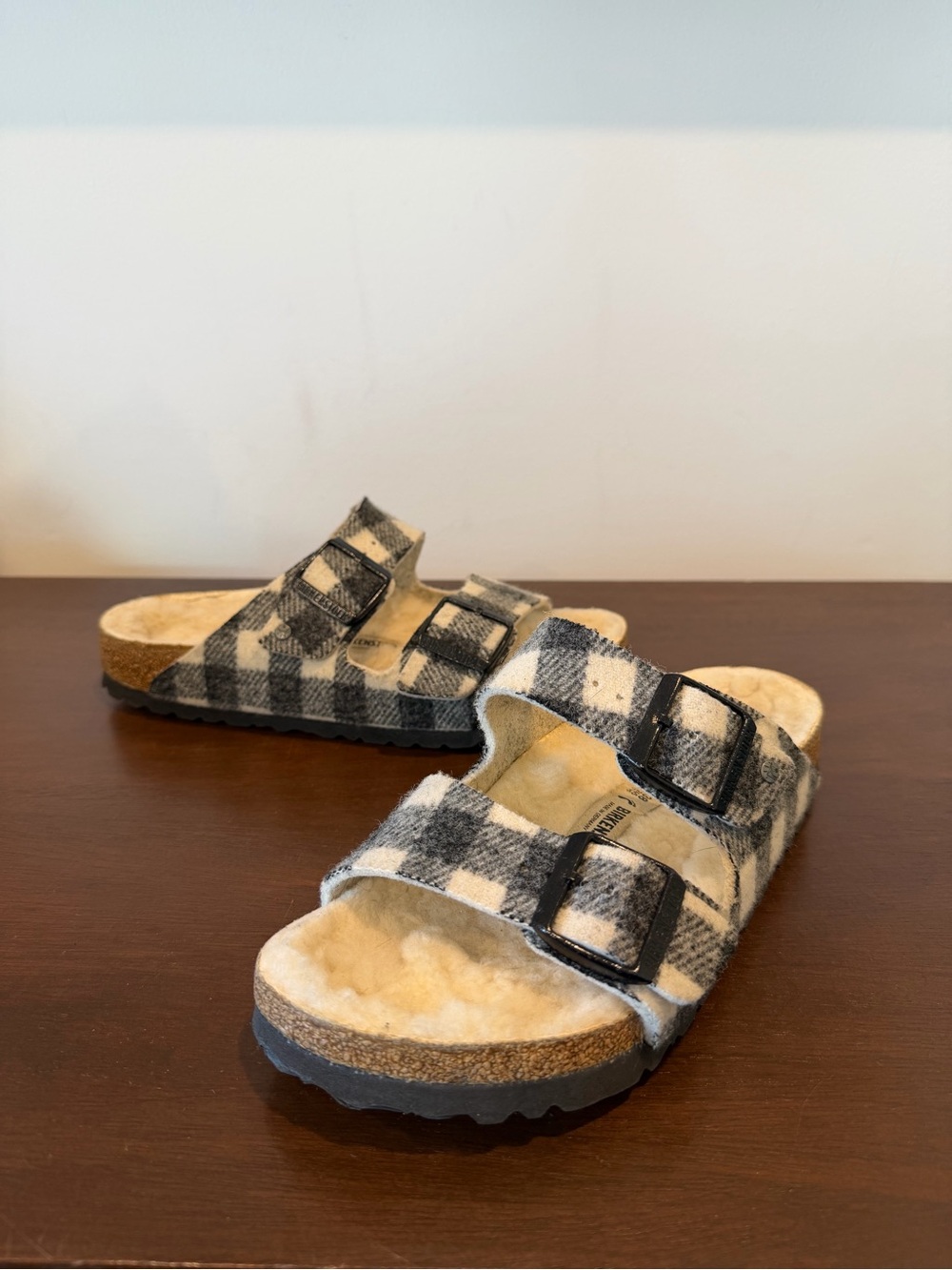 Birkenstock Arizona Checkered Shearling Slipper Size 38  (7–7.5)